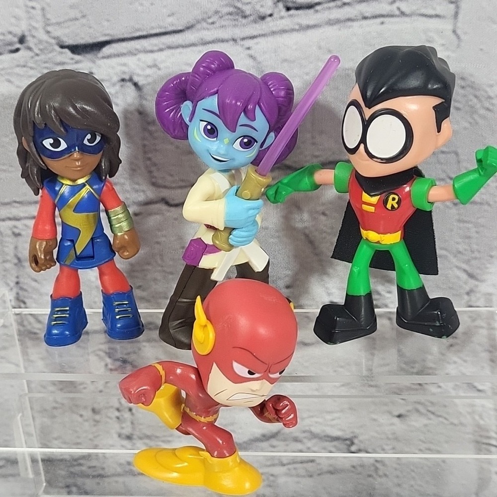Animated Super Hero Action Figures Lot Teen Robin Spidey Ms Marvel Lys The Flash